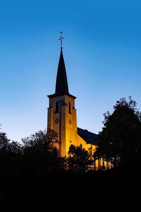 Hotel Huberty Kautenbach ภายนอก รูปภาพ