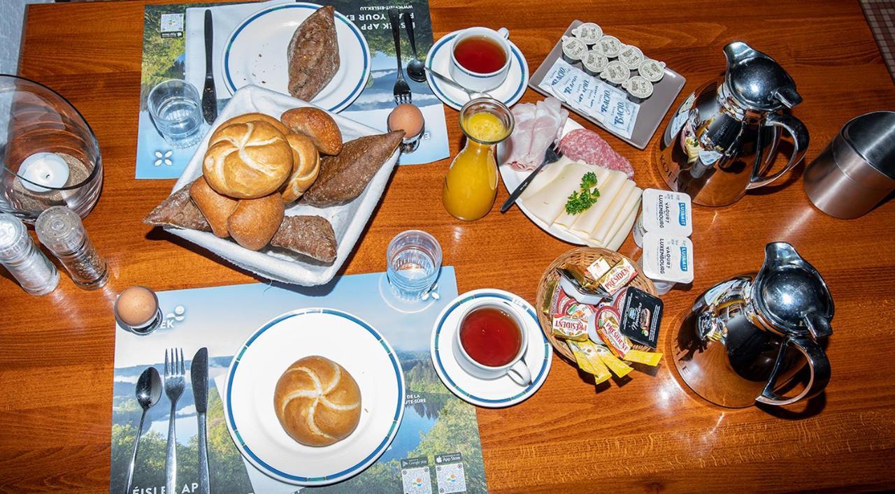 Hotel Huberty Kautenbach ภายนอก รูปภาพ